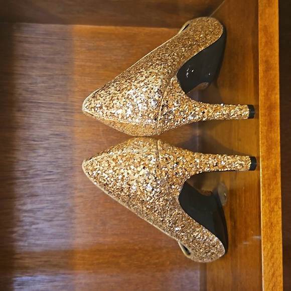 LE CHATEAU gold sparly heels worn once ! - Picture 2 of 6